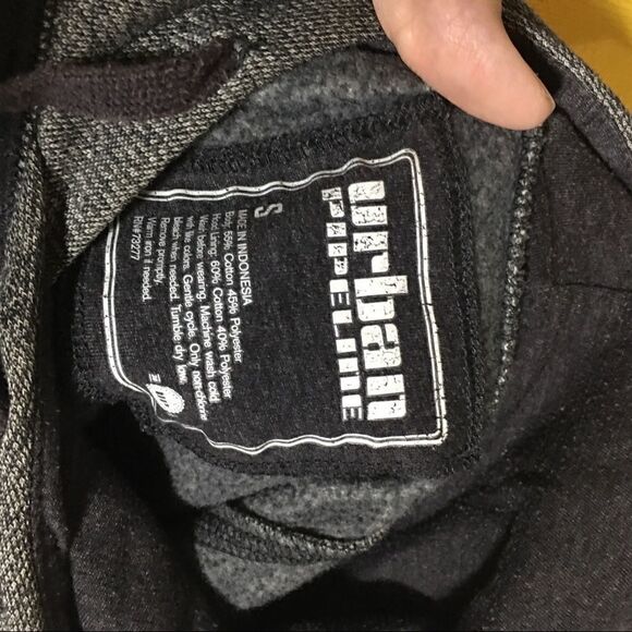 Urban Pipeline Small gray black hoodie sweatshirt - Picture 6 of 7